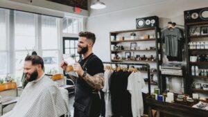 An Easy Overview to Becoming the Best Barber